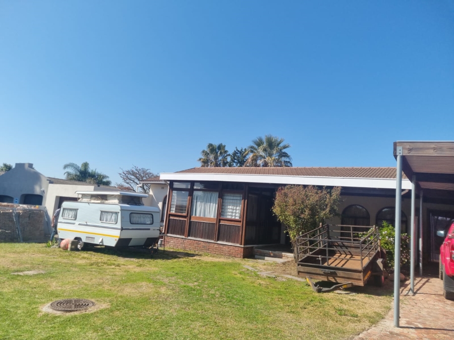 3 Bedroom Property for Sale in La Rochelle Western Cape